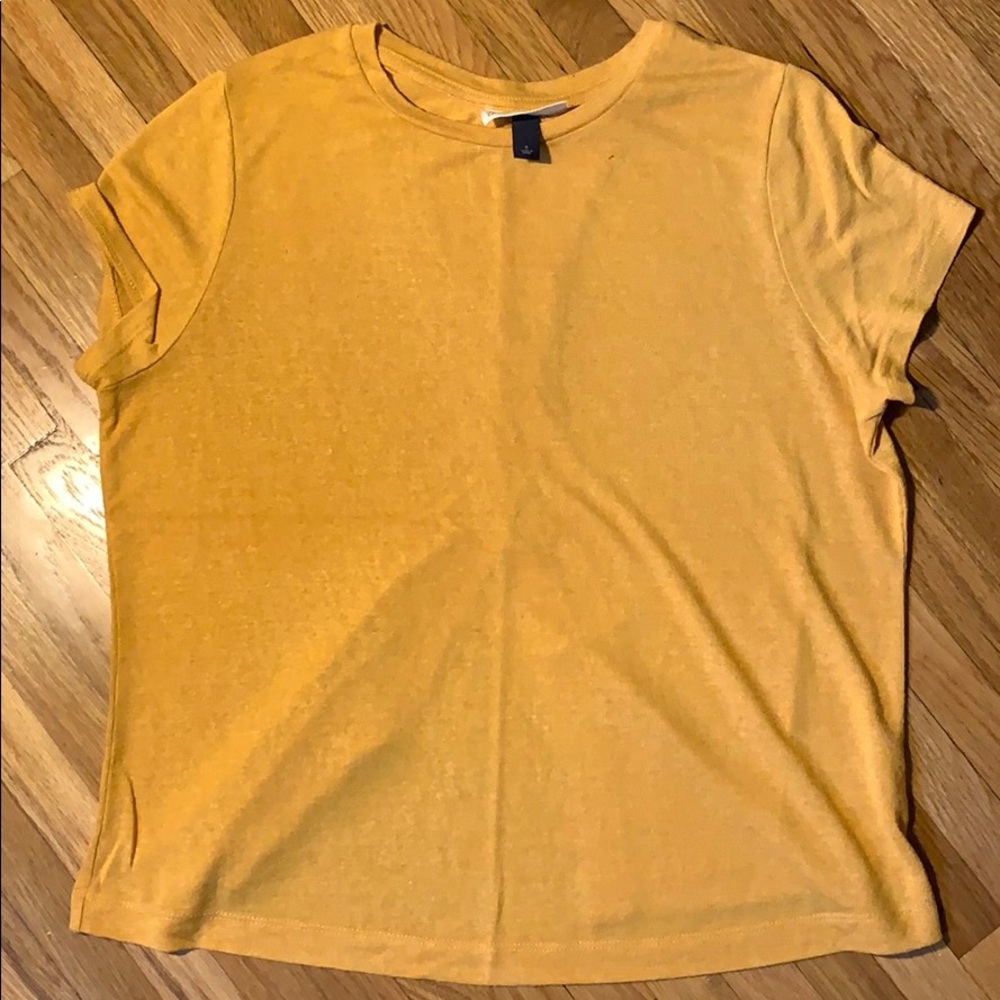 Universal Threads Mustard Open Back T-Shirt